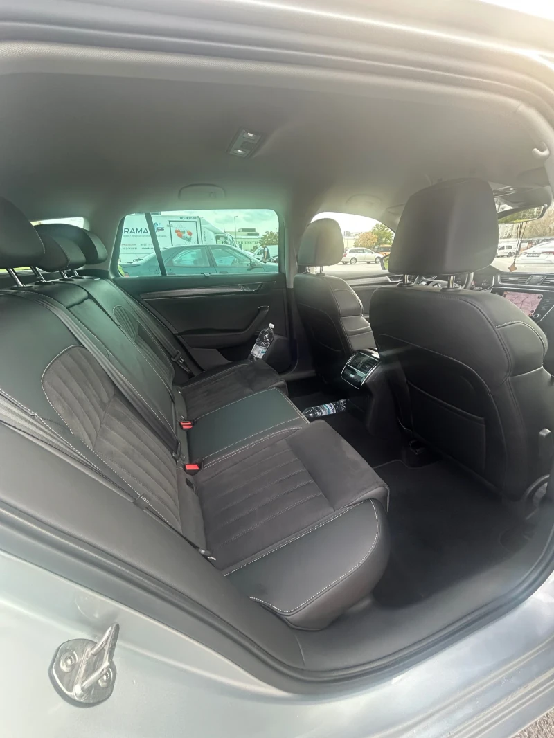 Skoda Superb 2.0 TSI, снимка 5 - Автомобили и джипове - 52174395