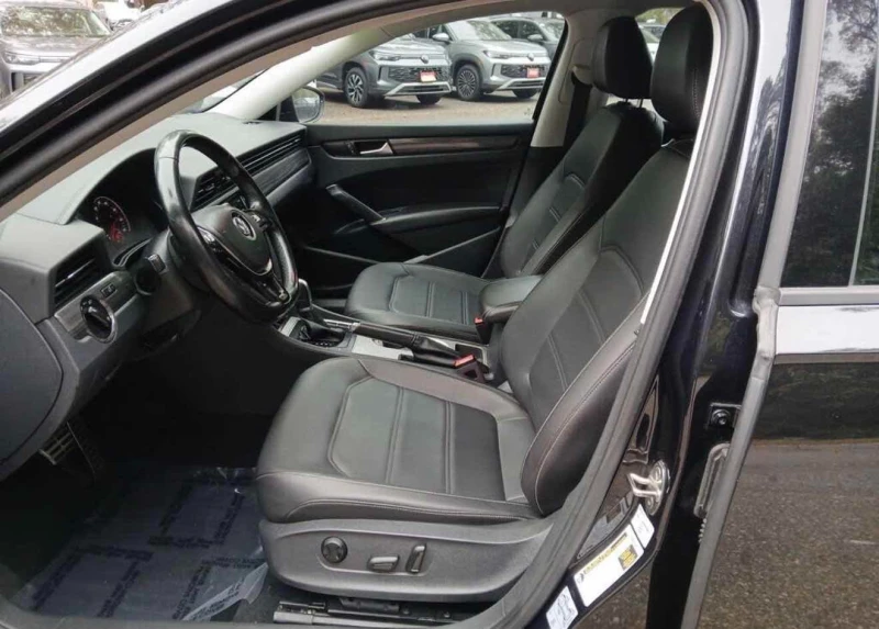 VW Passat EXECLINE * * CARFAX * * АВТО КРЕДИТ * * , снимка 4 - Автомобили и джипове - 52326162