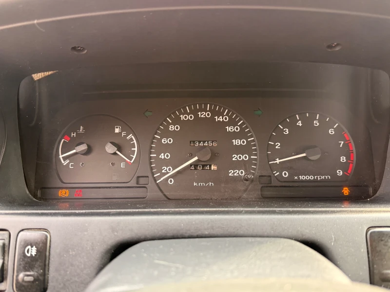 Hyundai Santamo 2.0i 4x4, снимка 10 - Автомобили и джипове - 53189402