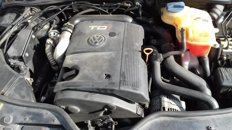 VW Passat 1.9 tdi, снимка 7 - Автомобили и джипове - 16598924