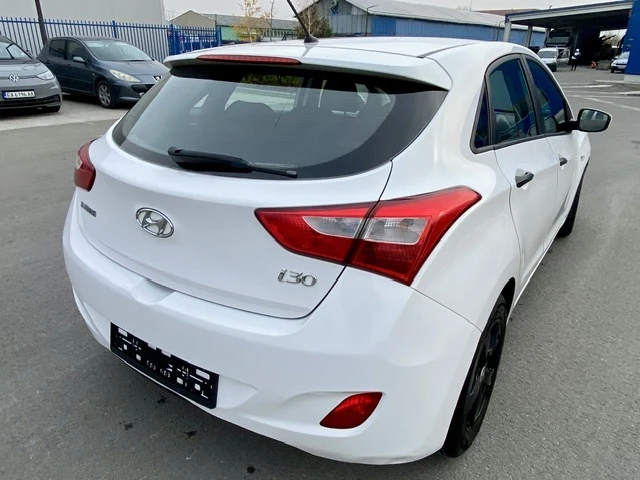 Hyundai I30 1.4i-100кс-EURO5-LED-ХЕЧБЕК - изображение 5