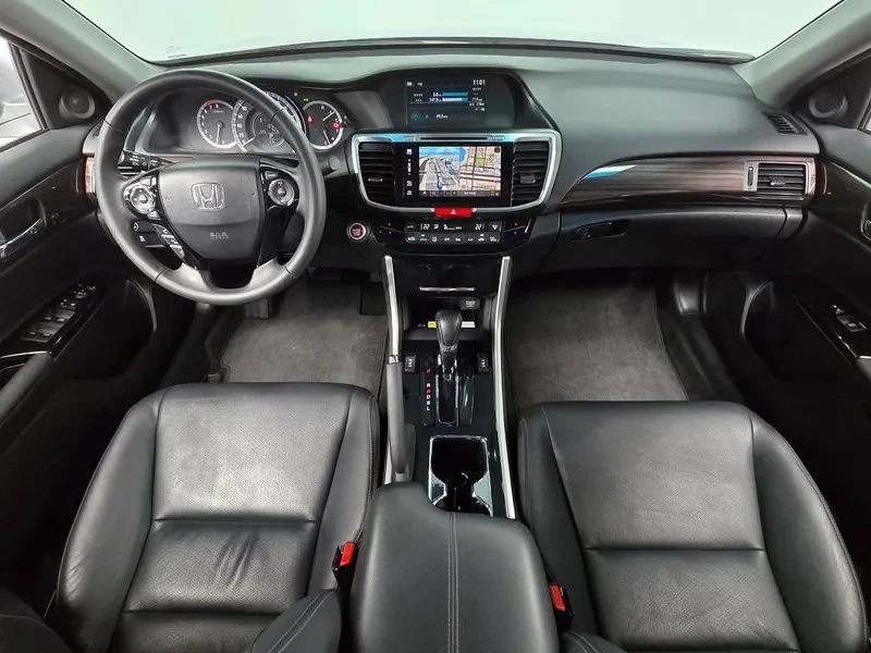 Honda Accord 2.4 9Th Gen , снимка 6 - Автомобили и джипове - 55796170