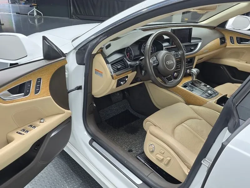Audi A7 3.0 Tfsi Quattro Prestige, снимка 10 - Автомобили и джипове - 55883423