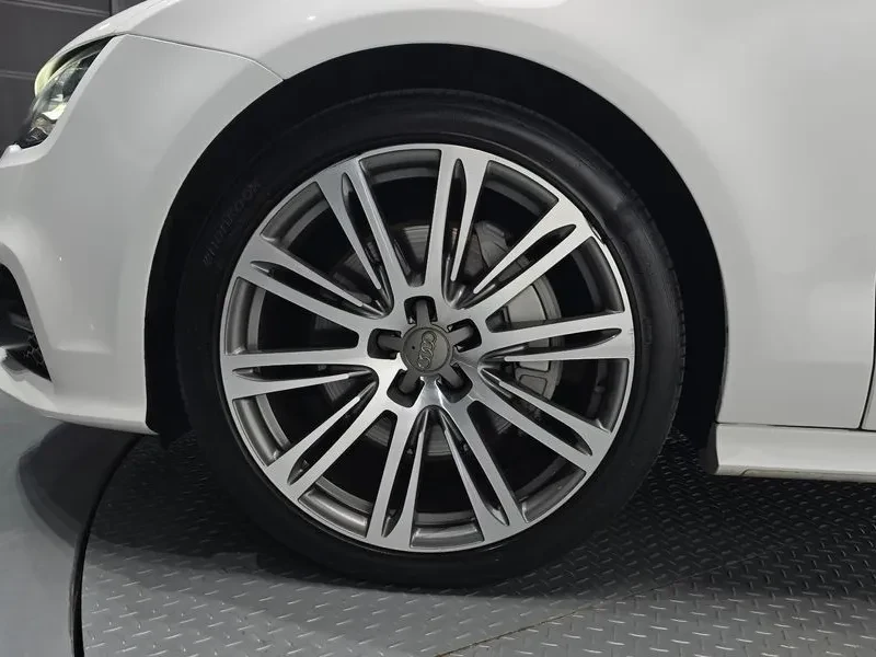 Audi A7 3.0 Tfsi Quattro Prestige, снимка 5 - Автомобили и джипове - 55883423