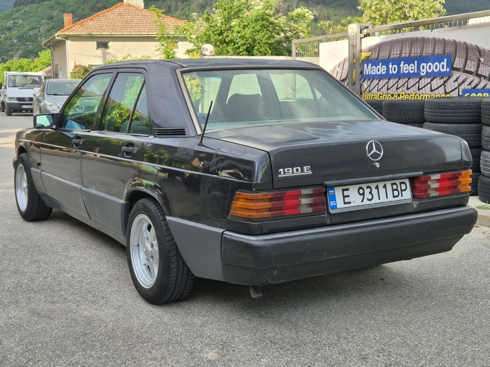Mercedes-Benz 190 Е, снимка 4 - Автомобили и джипове - 46462862