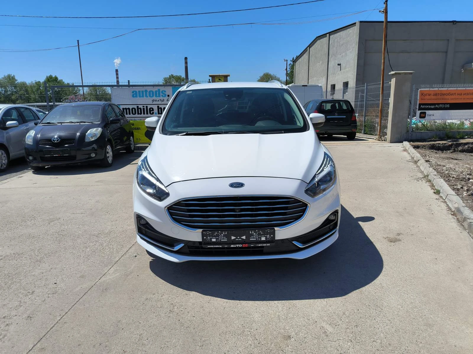 Ford S-Max 2.0d-Navi-360-kameri-Keyless-Euro-6D - изображение 2