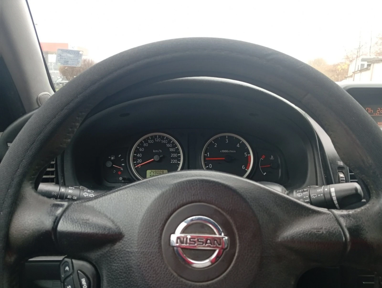 Nissan Almera 2.2 dCi | Mobile.bg   11