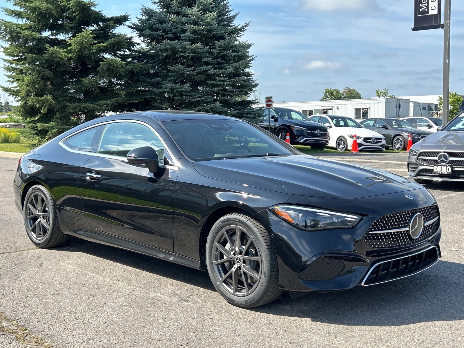 Mercedes-Benz CLE 300 4MATIC * PANO * BURMESTER * КАМЕРИ 360 * НОВ - изображение 2