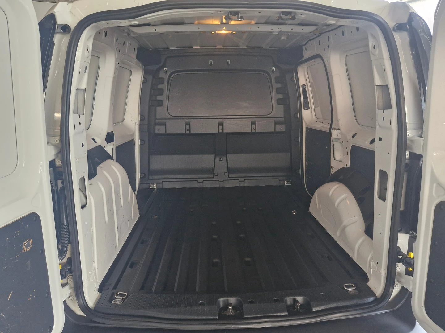 VW Caddy Cargo 3.1 m3 TDI | Mobile.bg � ����������� 8
