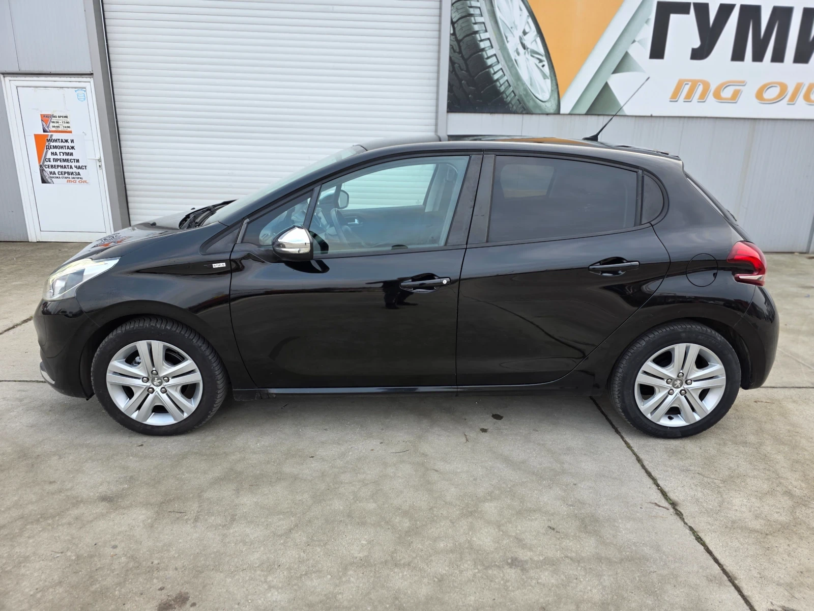 Peugeot 208 Navi - изображение 2