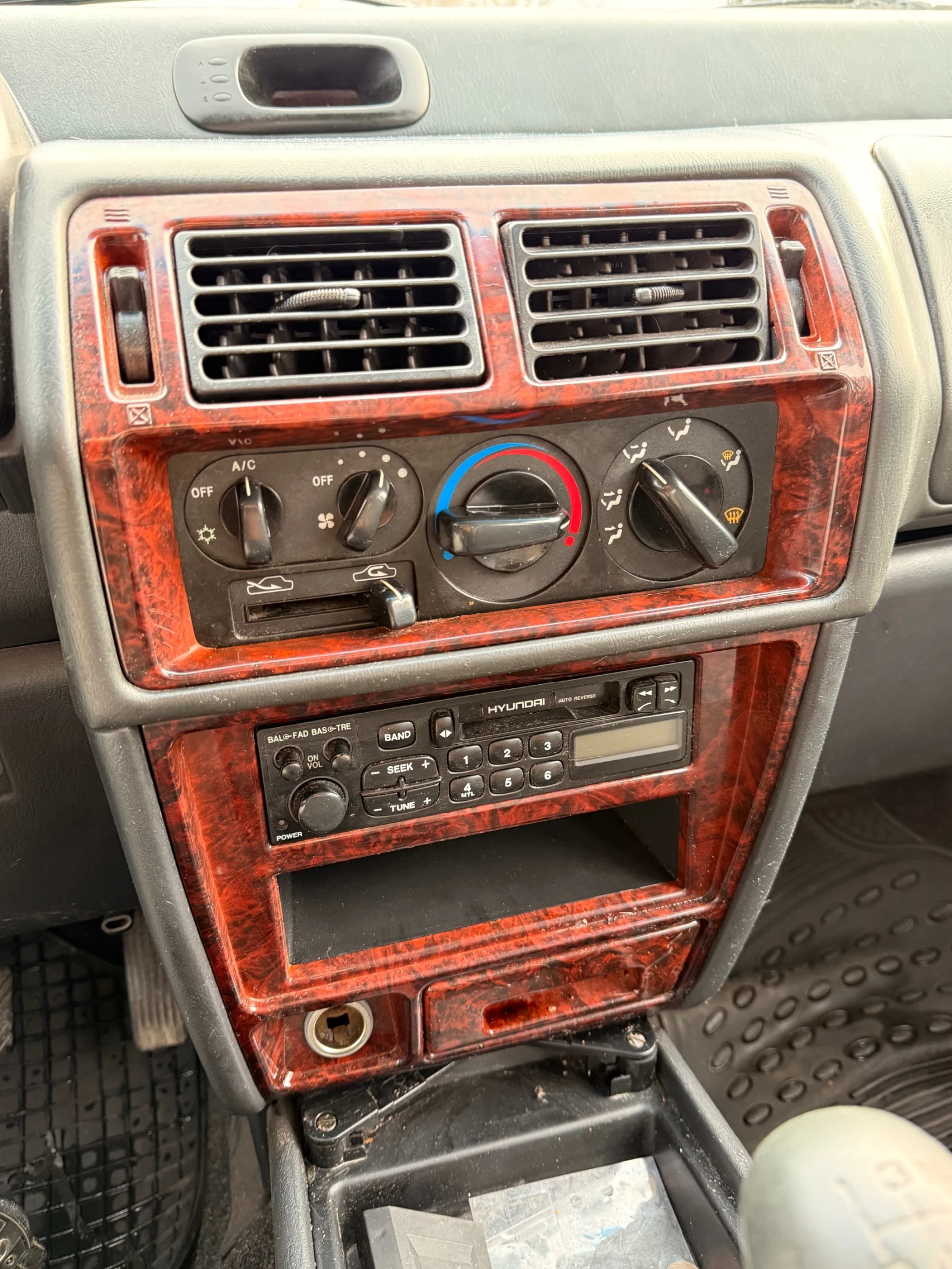 Hyundai Santamo 2.0i 4x4 | Mobile.bg � ����������� 14