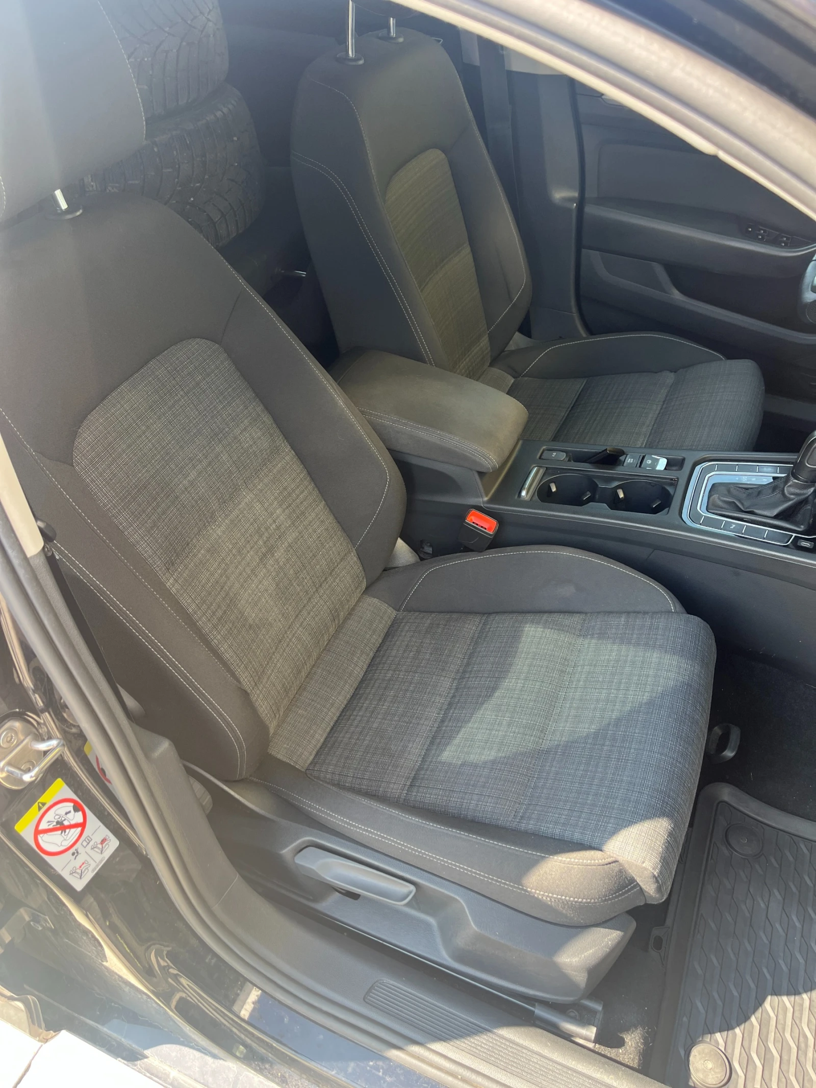 VW Passat, снимка 17 - Автомобили и джипове - 53737429