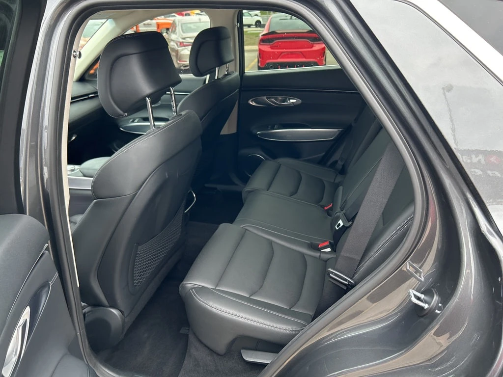 Genesis GV70  - изображение 8