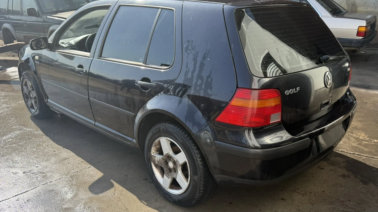 VW Golf 4, снимка 4 - Автомобили и джипове - 53824252