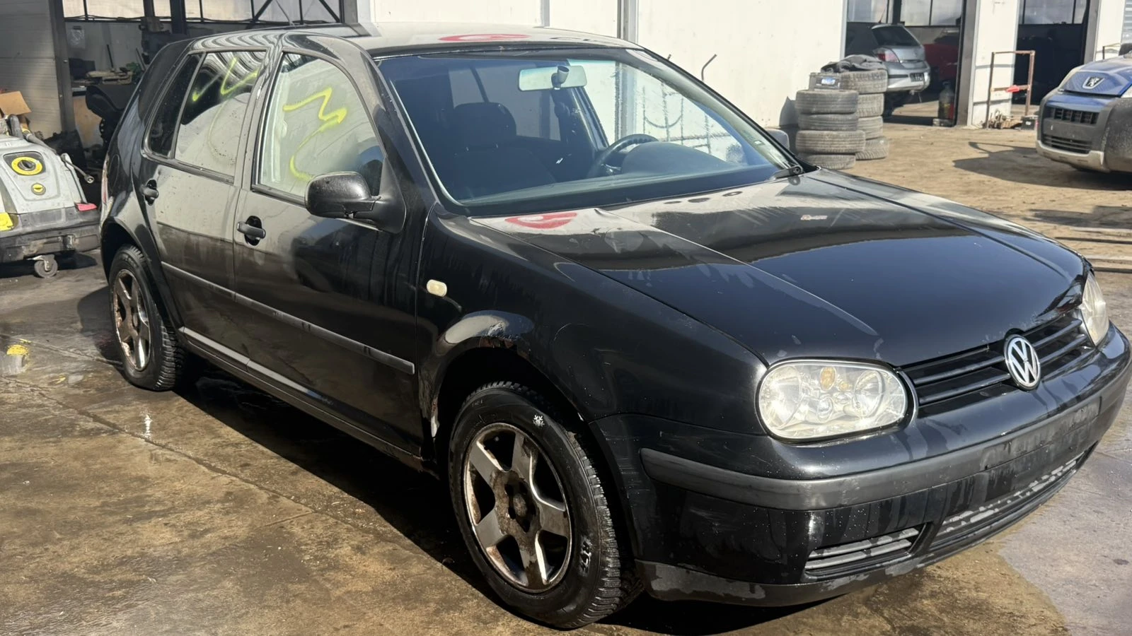 VW Golf 4, снимка 2 - Автомобили и джипове - 53824252