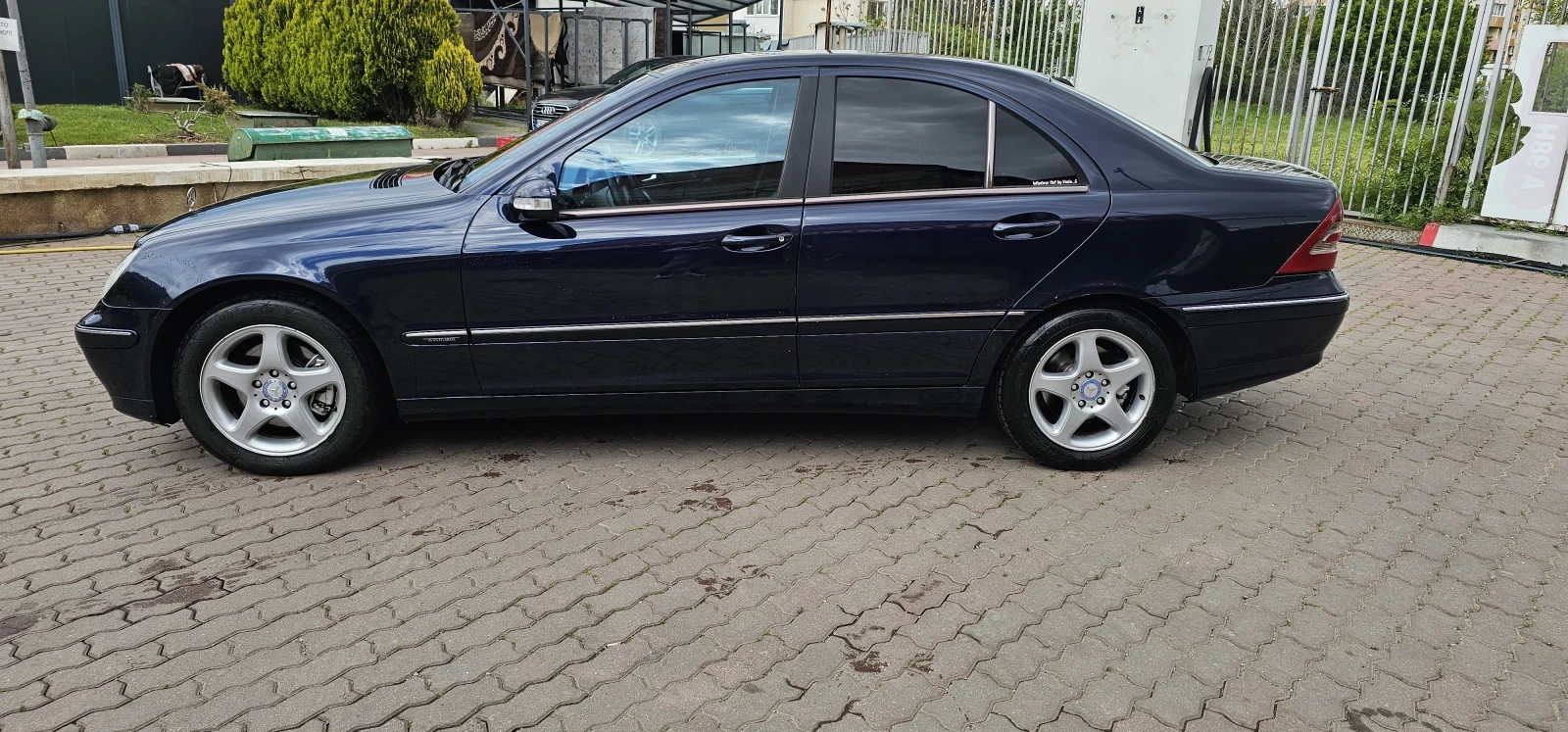 Mercedes-Benz C 270