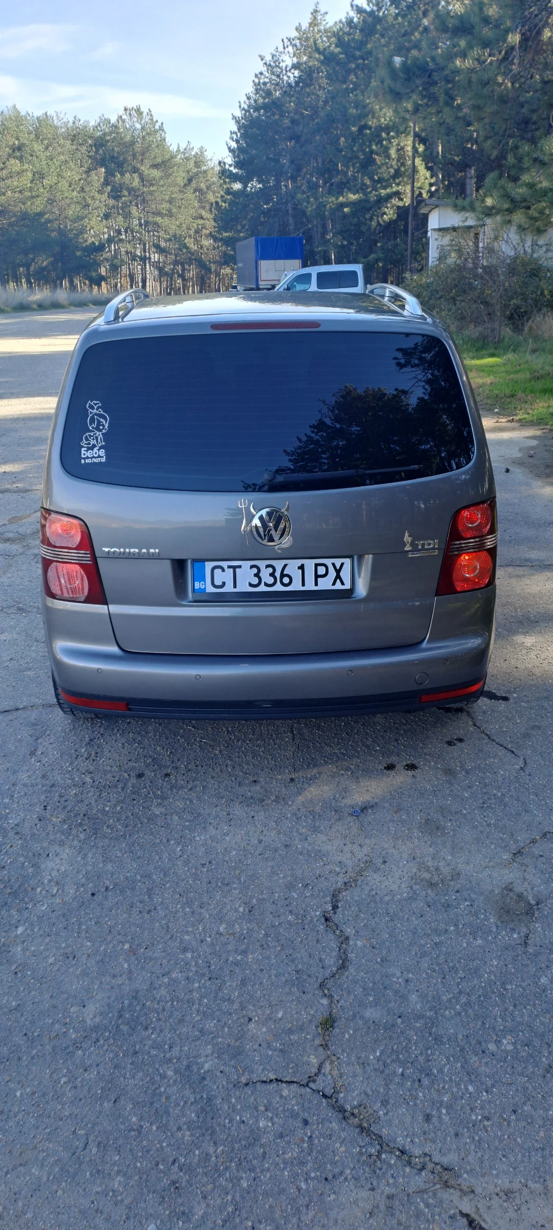 VW Touran, снимка 4 - Автомобили и джипове - 53904190
