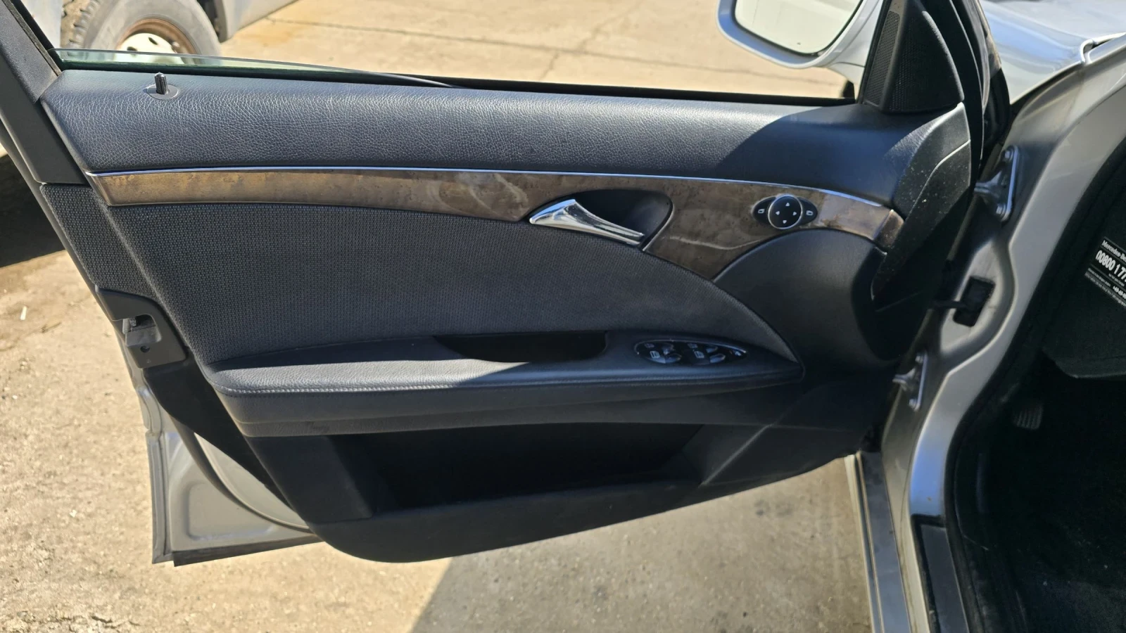 Mercedes-Benz E 220 220 cdi 2009 evo avangarde, снимка 7 - Автомобили и джипове - 54096473