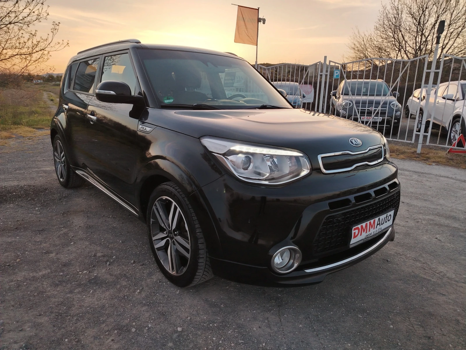 Kia Soul 1.6-132 к.с / ПРЕМИУМ / НАВИГАЦИЯ / ВСИЧКИ ЕКСТРИ, снимка 3 - Автомобили и джипове - 54230793