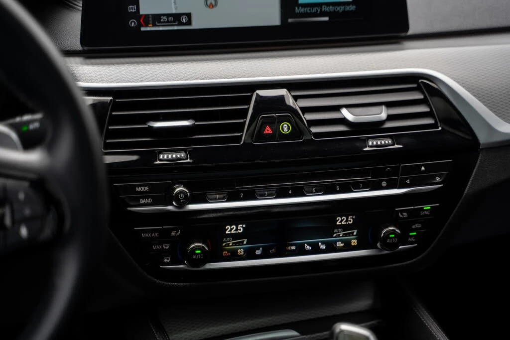 BMW 640 M* DISTRONIC* HEADUP* MASSAGE* 360CAMERA* �������� | Mobile.bg � ����������� 16