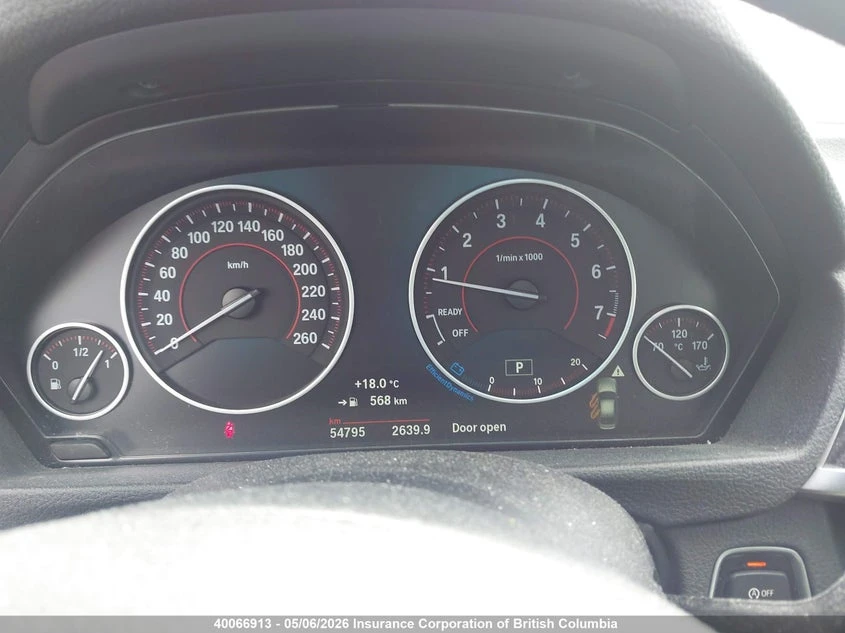 BMW 320 X-Drive* 54k km, снимка 11 - Автомобили и джипове - 54451917