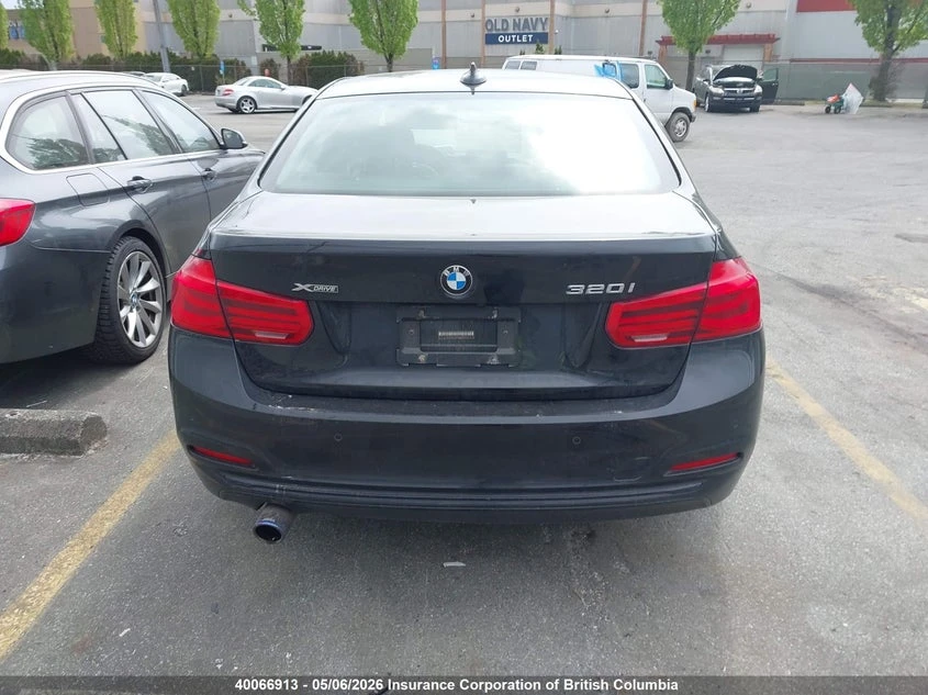 BMW 320 X-Drive* 54k km, снимка 5 - Автомобили и джипове - 54451917