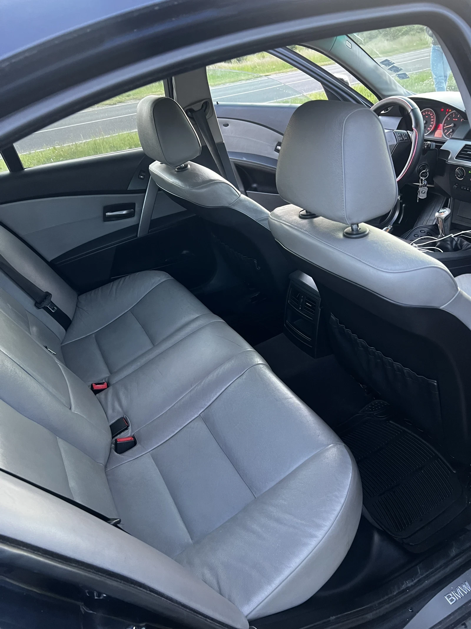 BMW 520, снимка 4 - Автомобили и джипове - 54578736