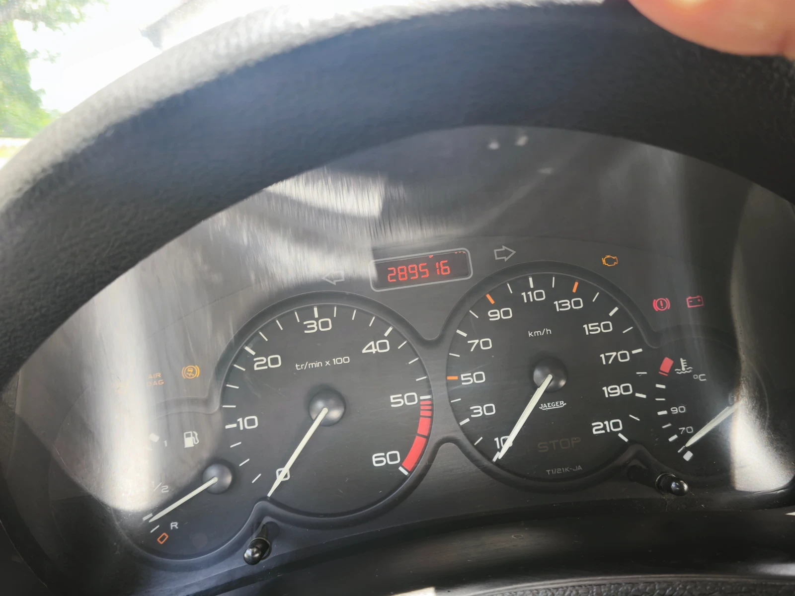 Peugeot 206 1.4HDi, снимка 12 - Автомобили и джипове - 54980995
