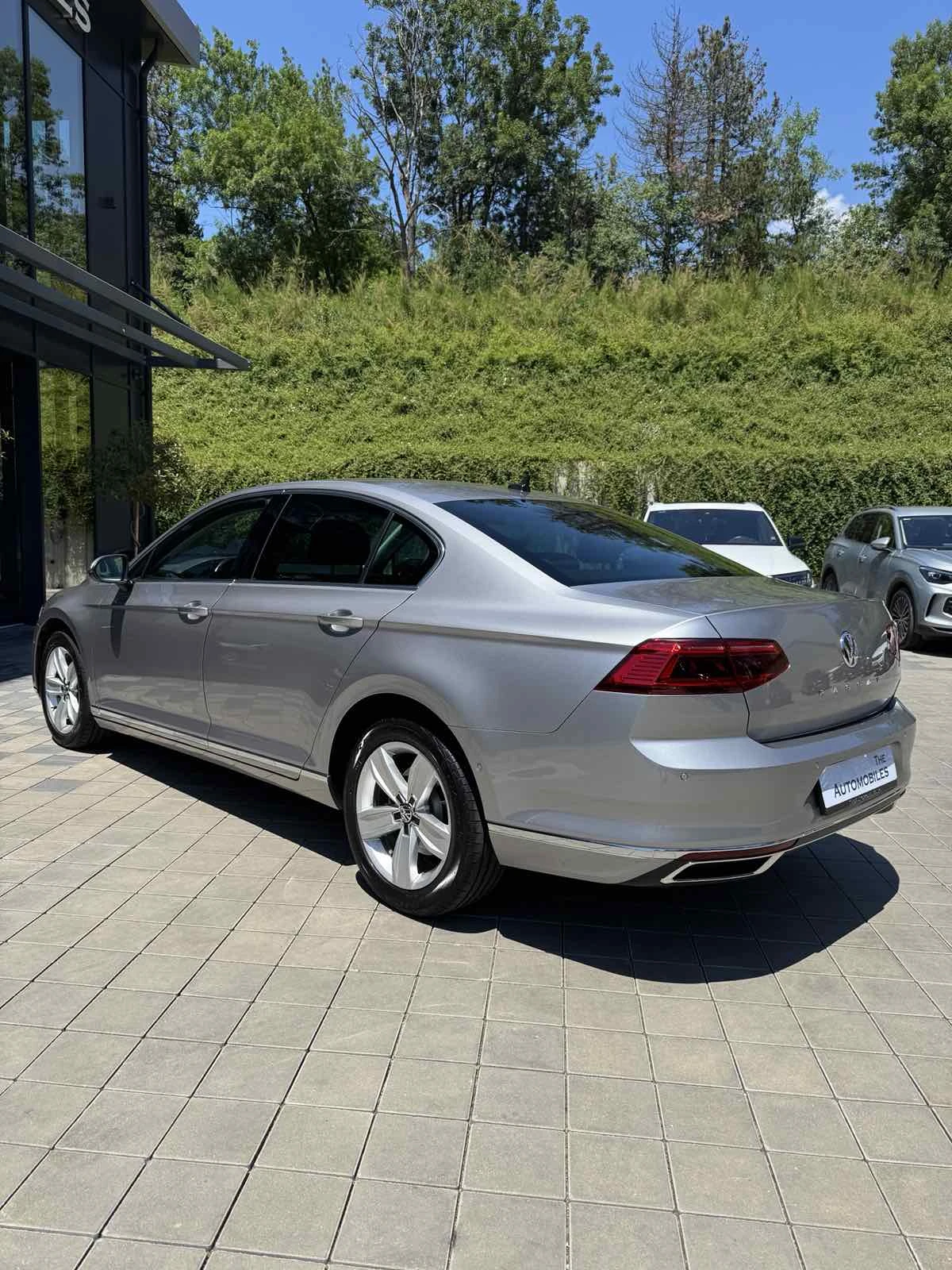 VW Passat, снимка 6 - Автомобили и джипове - 55008260