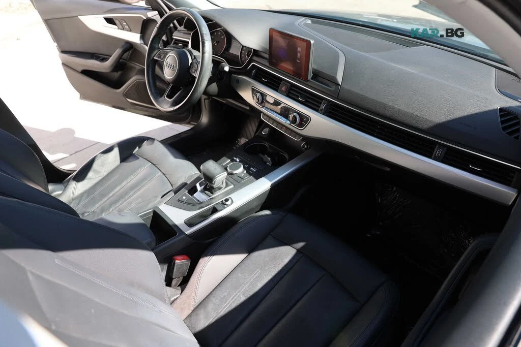Audi A4 Ultra Premium Plus * АвтоКредит * (ЦЕНА ДО БГ), снимка 13 - Автомобили и джипове - 56064419