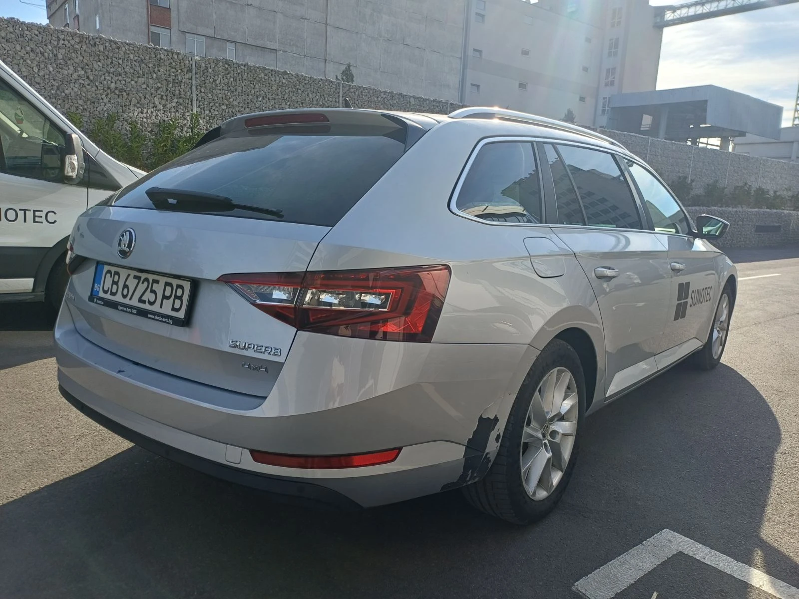 Skoda Superb 2.0 TDI, снимка 2 - Автомобили и джипове - 56126768
