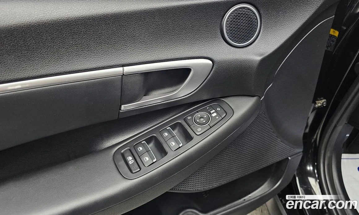 Hyundai Sonata 2.0 Smart, снимка 13 - Автомобили и джипове - 56155406