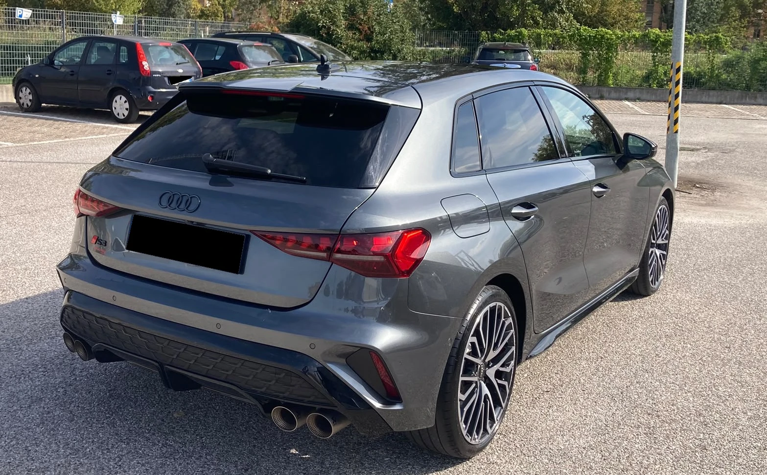 Audi S3 Sportback 2.0 TFSI Quattro AKRAPOVIC, снимка 4 - Автомобили и джипове - 56329689