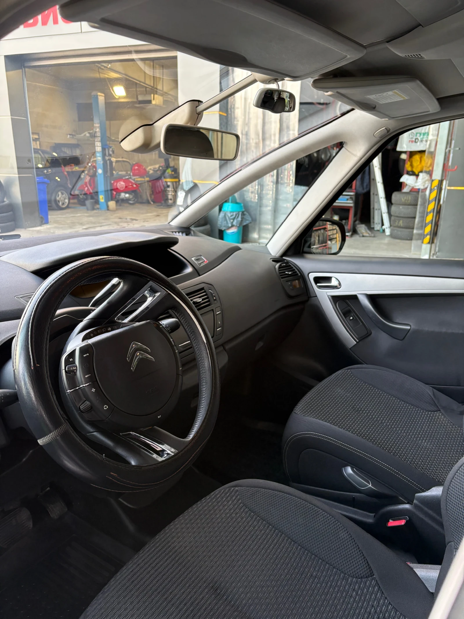 Citroen C4 Picasso, снимка 6 - Автомобили и джипове - 56682227