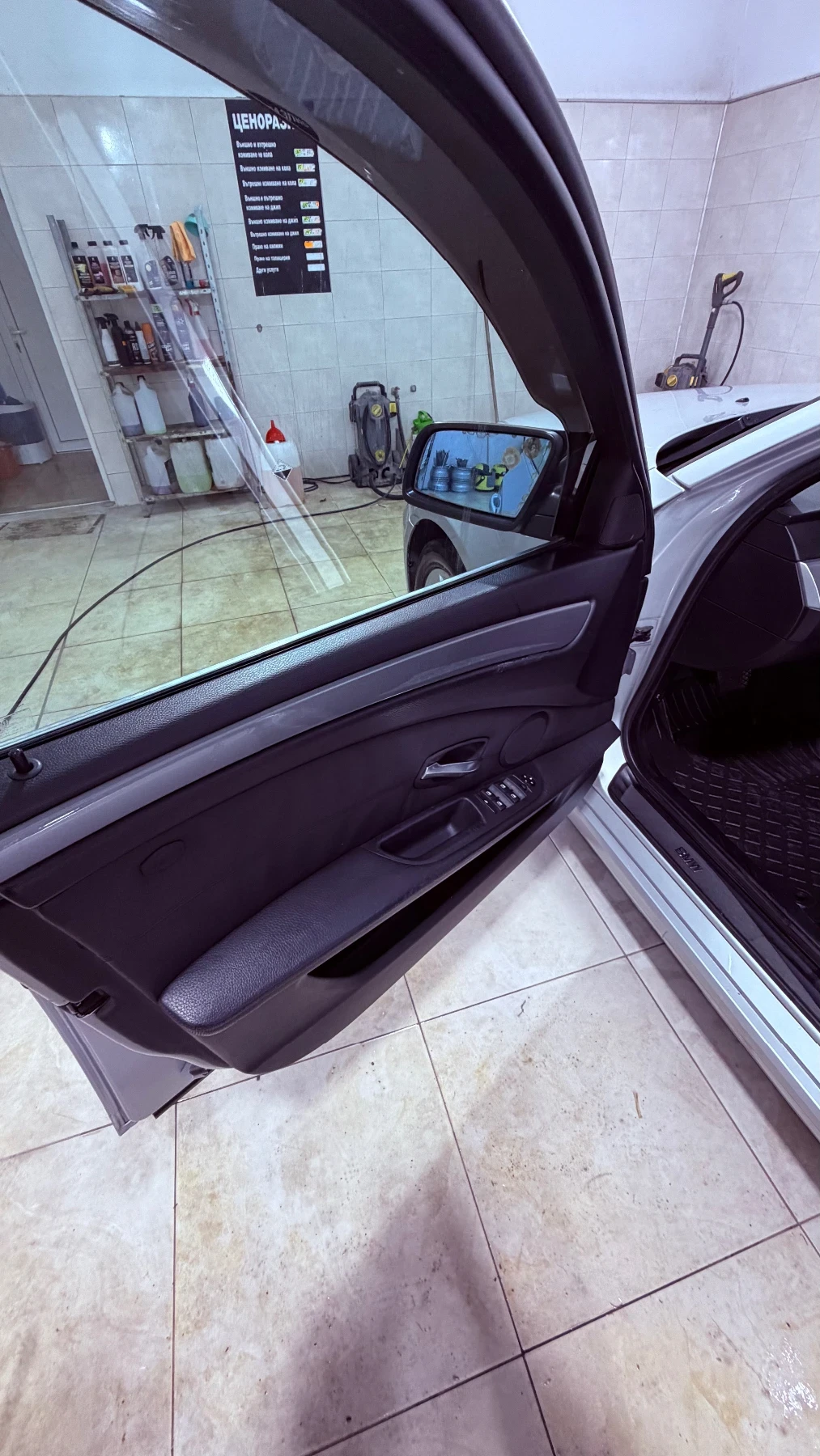 BMW 520, снимка 8 - Автомобили и джипове - 56725216
