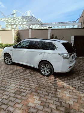 Mitsubishi Outlander 2.0 PHEV, снимка 2