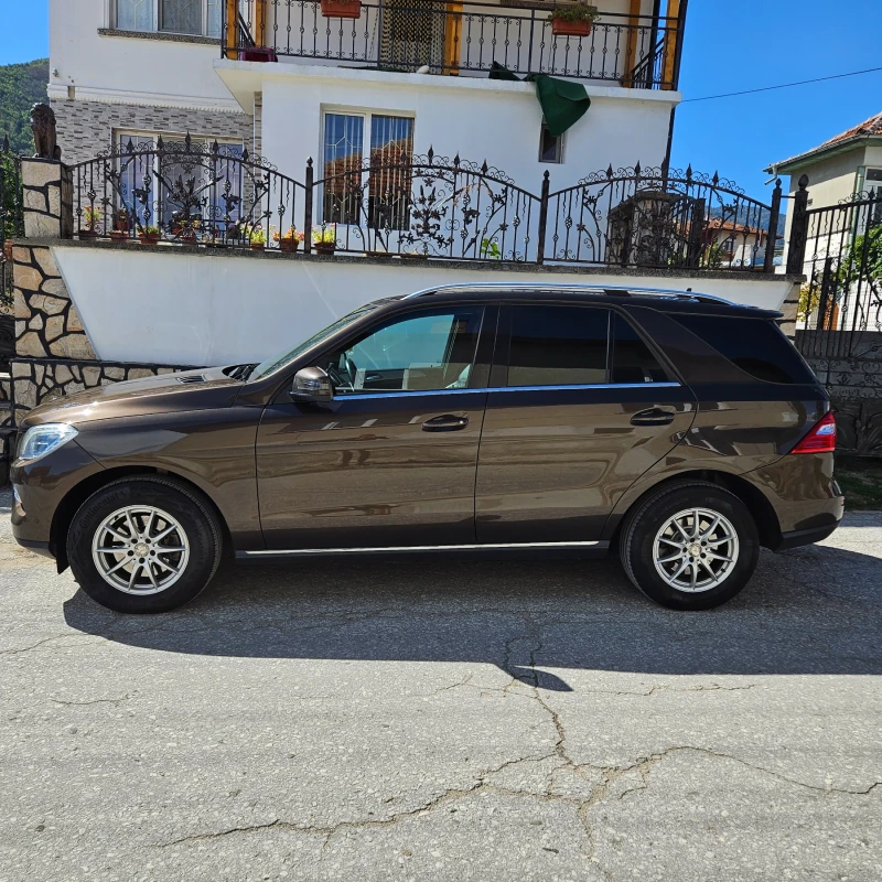 Mercedes-Benz ML 350, снимка 4 - Автомобили и джипове - 47410964