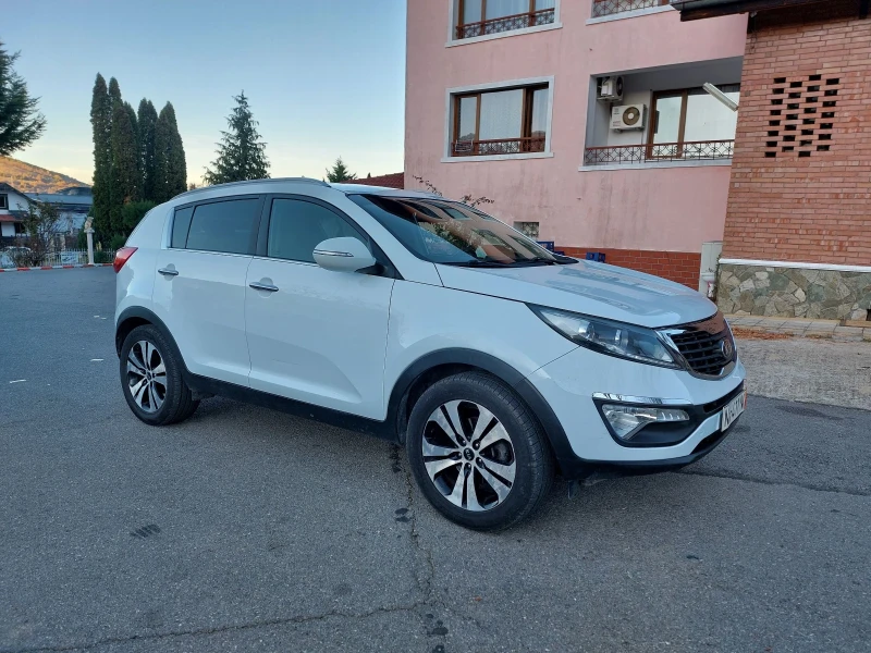 Kia Sportage 1.7CRDI, снимка 2 - Автомобили и джипове - 48538008