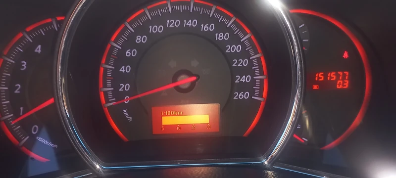 Nissan Murano 2.5 cdi, снимка 6 - Автомобили и джипове - 48625401