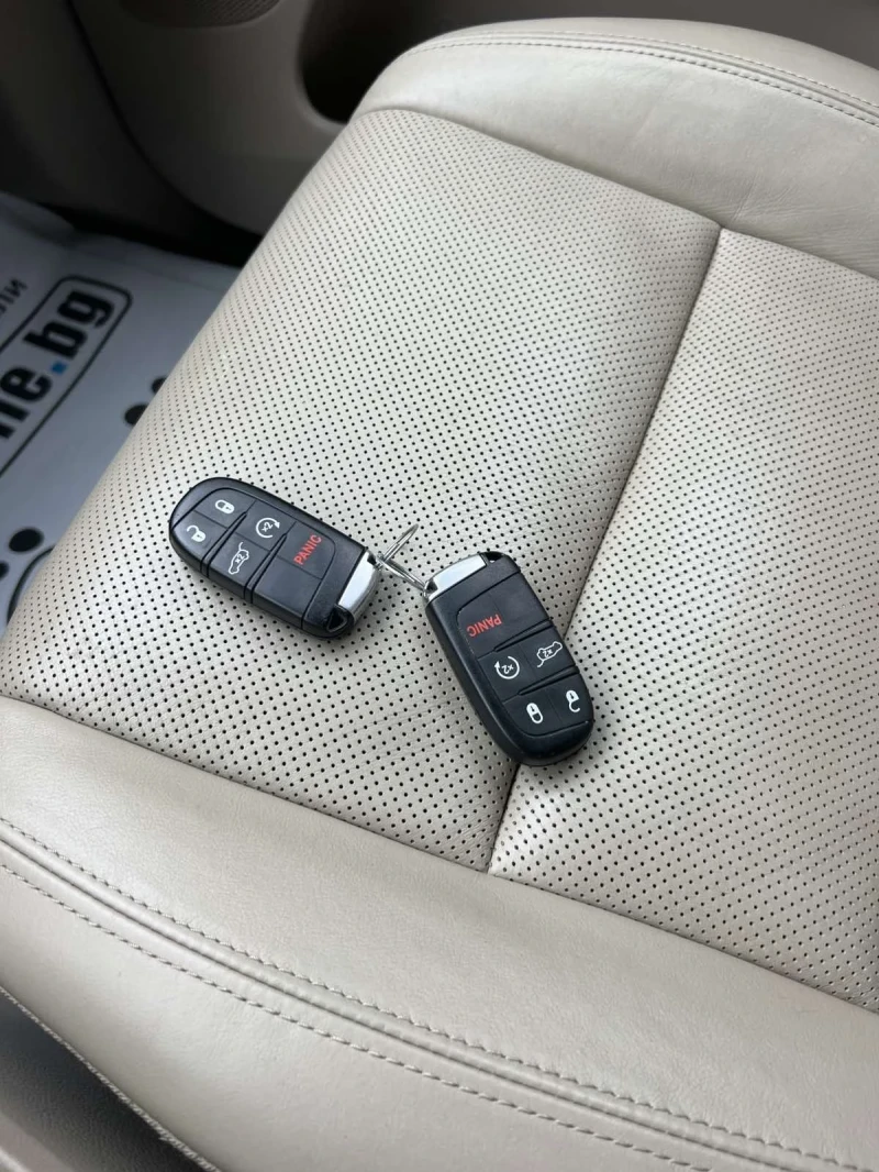 Jeep Grand cherokee, снимка 13 - Автомобили и джипове - 51824908