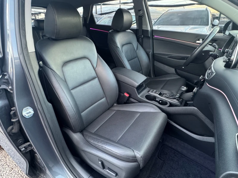 Hyundai Tucson 2.0 CRDi ! 2WD ! Premium !, снимка 10 - Автомобили и джипове - 53469972