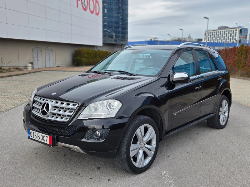 Mercedes-Benz ML 320 CDI* 4 MATIC* FACELIFT* УНИКАТ* , снимка 2 - Автомобили и джипове - 53556732