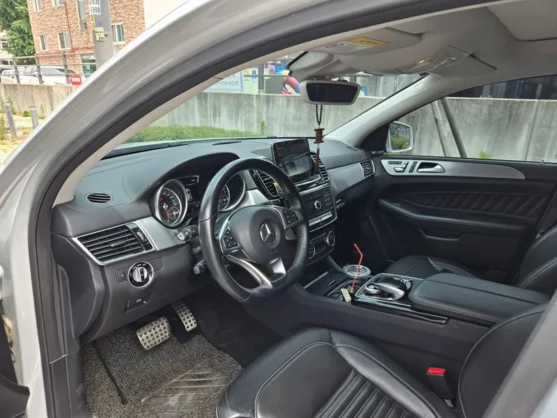 Mercedes-Benz GLE 350 D 4Matic Coupe FULL, снимка 13 - Автомобили и джипове - 55883376