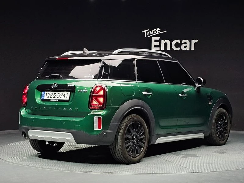 Mini Countryman 1.5 Automatic, снимка 2 - Автомобили и джипове - 56002053