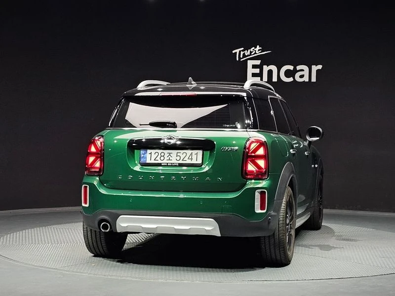 Mini Countryman 1.5 Automatic, снимка 4 - Автомобили и джипове - 56002053