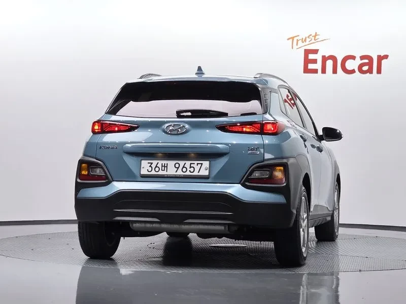 Hyundai Kona 1.6 - САМО 30% АВАНС, снимка 3 - Автомобили и джипове - 56305150