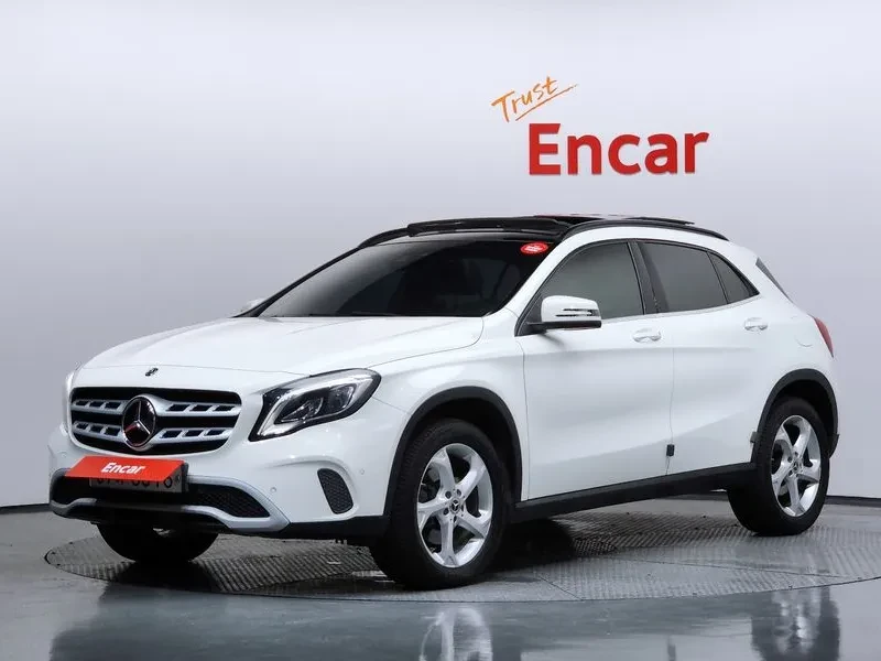 Mercedes-Benz GLA 220 ПАНОРАМА/ПАМЕТ НА СЕДАЛКИТЕ/КРУИЗ КОНТРОЛ/ПОДГРЕВИ