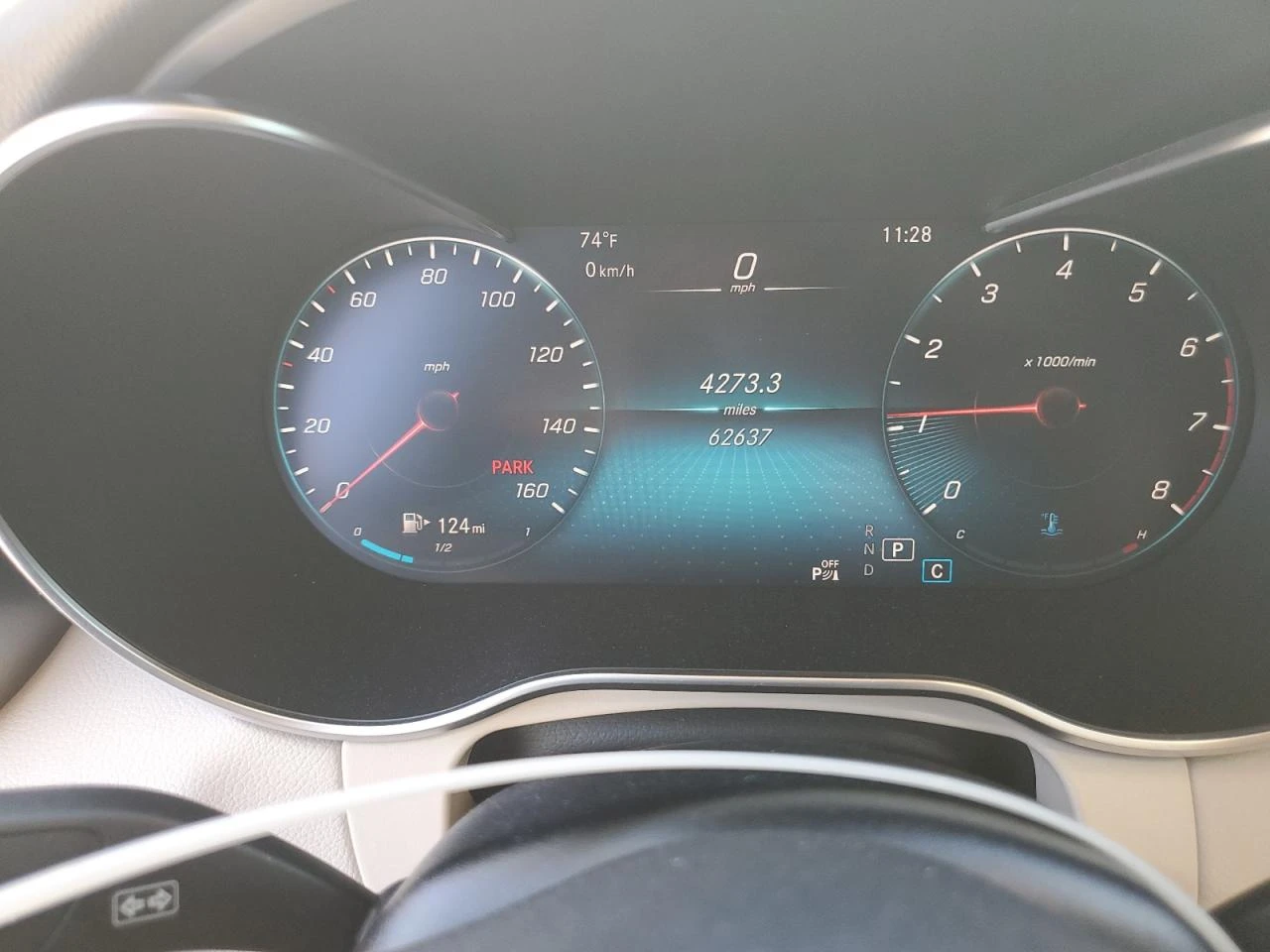 Mercedes-Benz GLC 300  - изображение 7