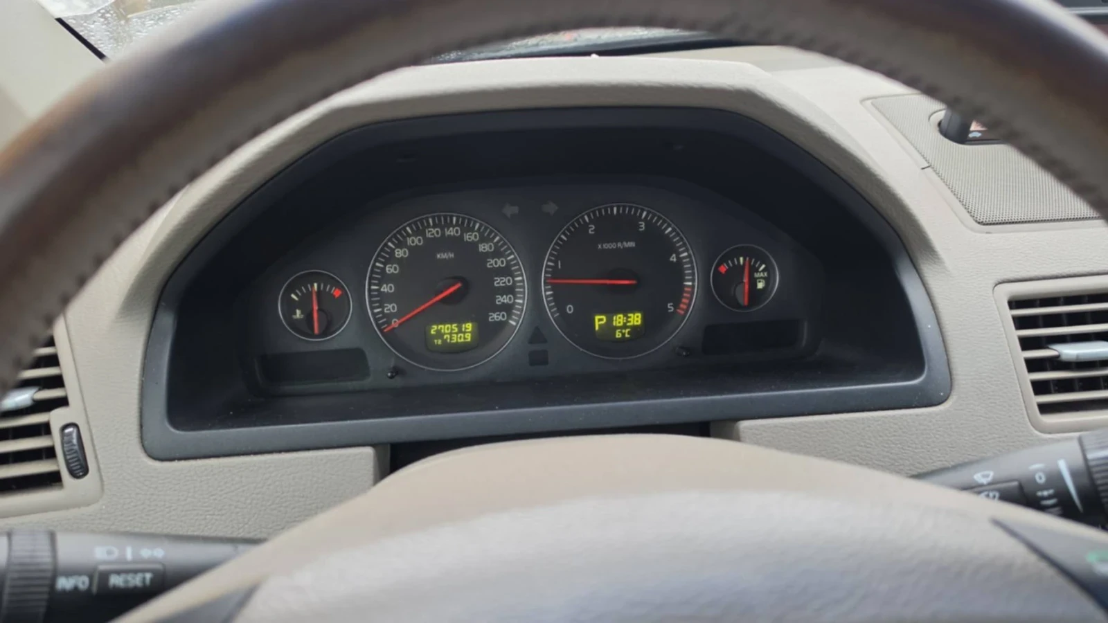 Volvo Xc90, снимка 2 - Автомобили и джипове - 54142655