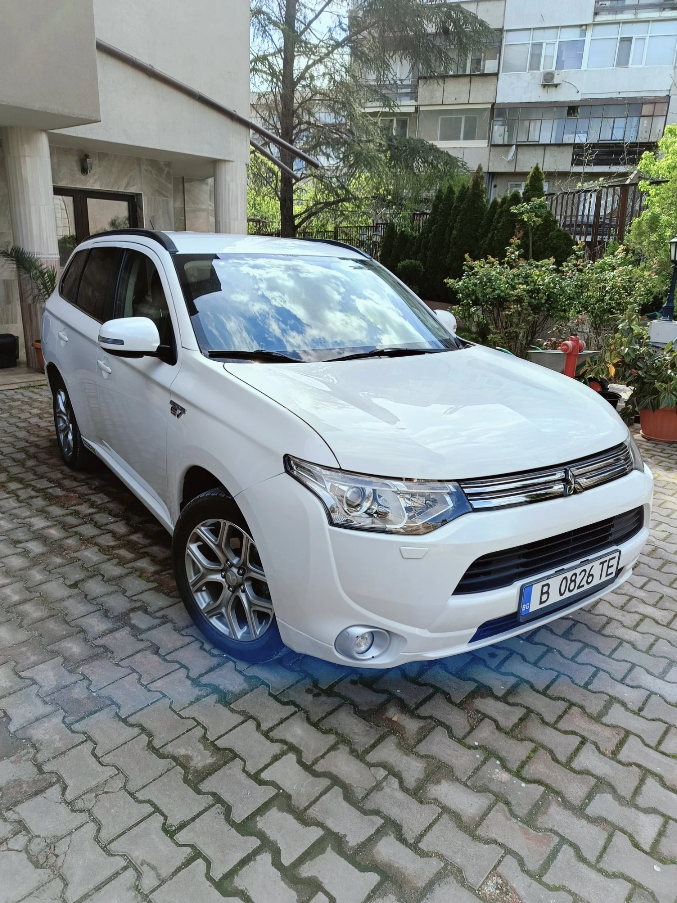 Mitsubishi Outlander 2.0 PHEV | Mobile.bg � ����������� 1